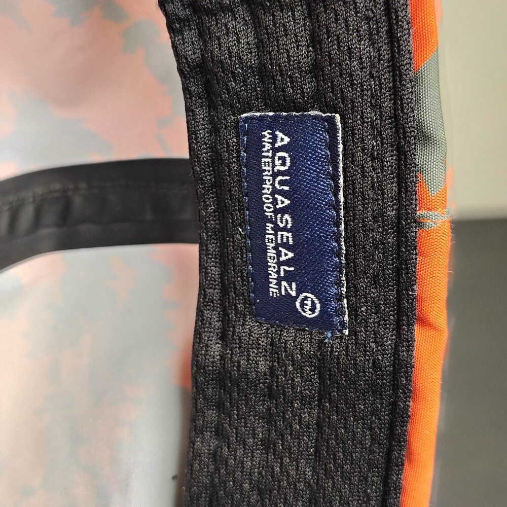 Sealskinz Rain Hat Cap Strap Back Orange Grey AOP Duck Panel Packable Hiking - Picture 9 of 13